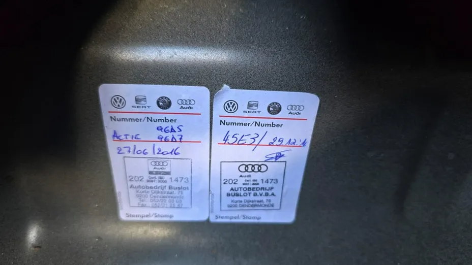 AUDI A4 -