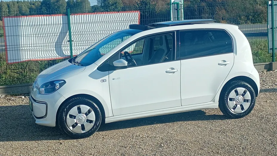 VOLKSWAGEN up! -