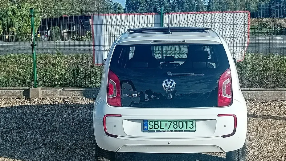 VOLKSWAGEN up! -