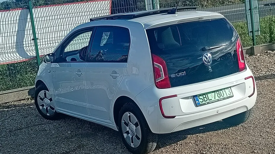 VOLKSWAGEN up! -