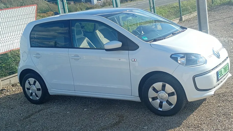 VOLKSWAGEN up! -