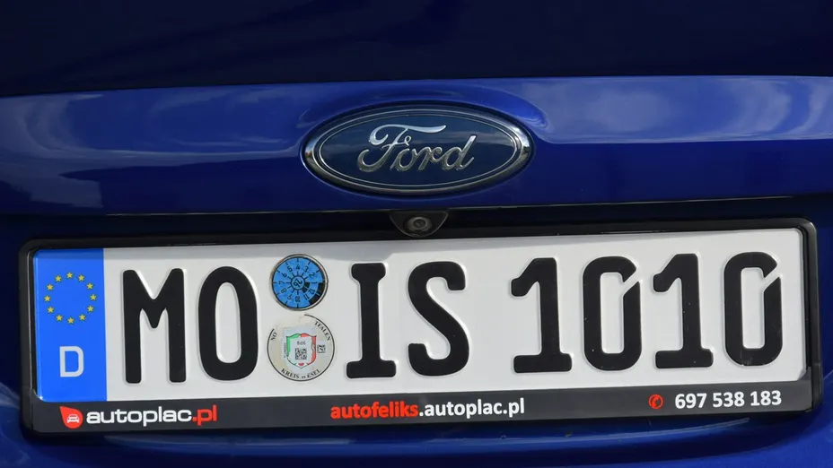 FORD Kuga -
