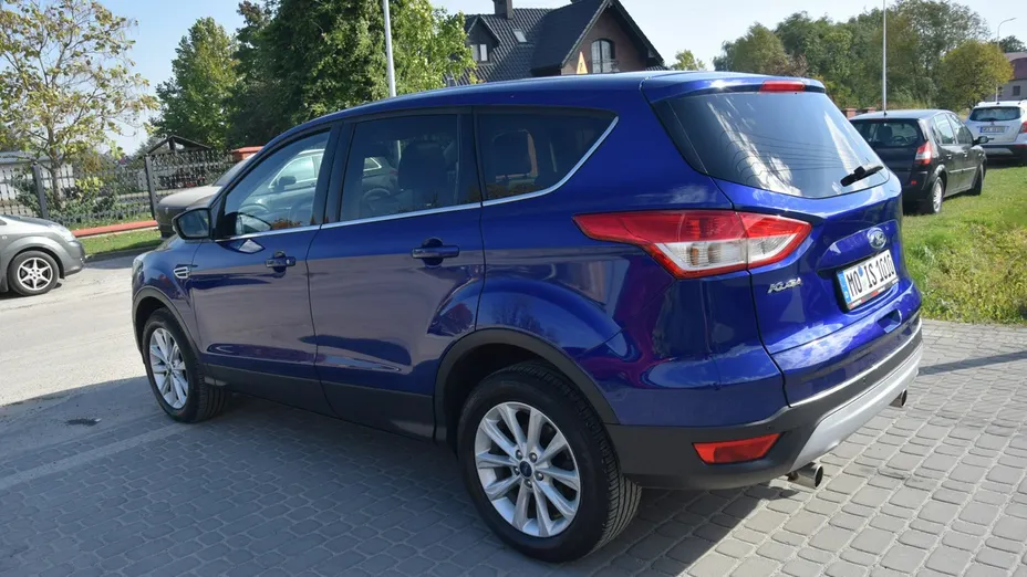 FORD Kuga -
