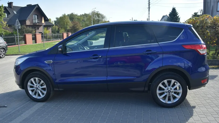 FORD Kuga -