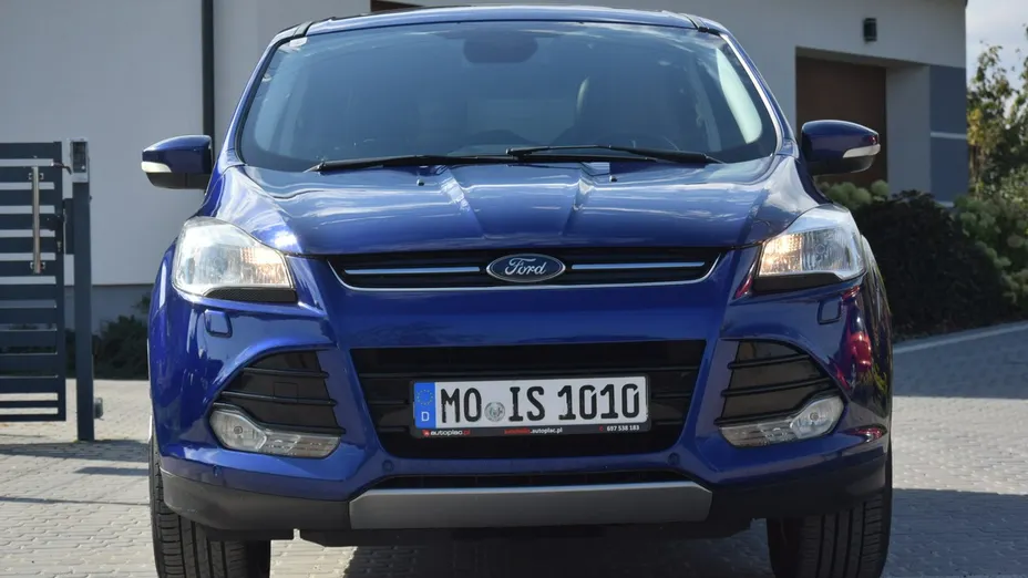 FORD Kuga -