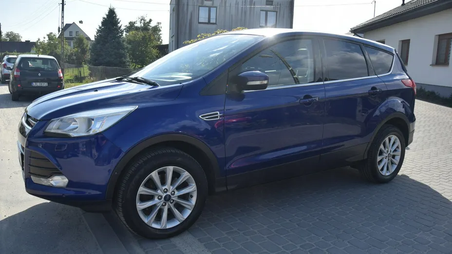 FORD Kuga -