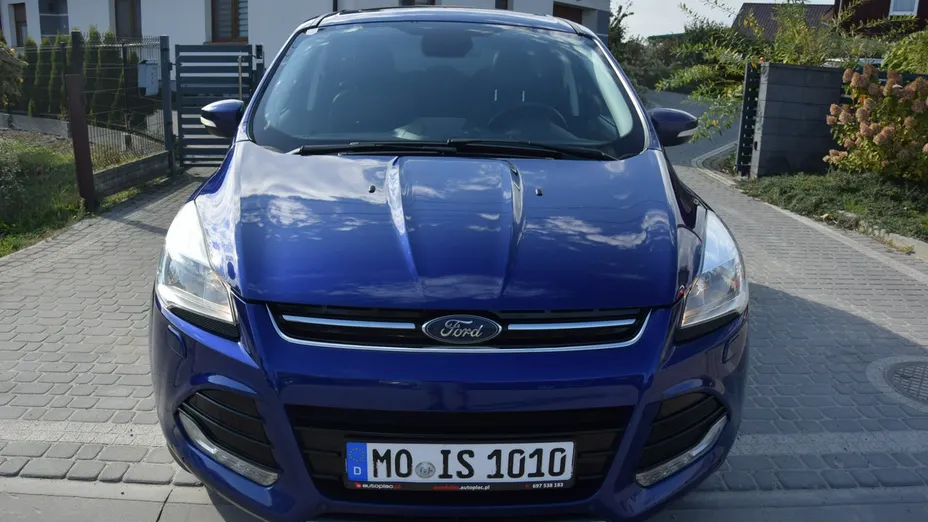 FORD Kuga -