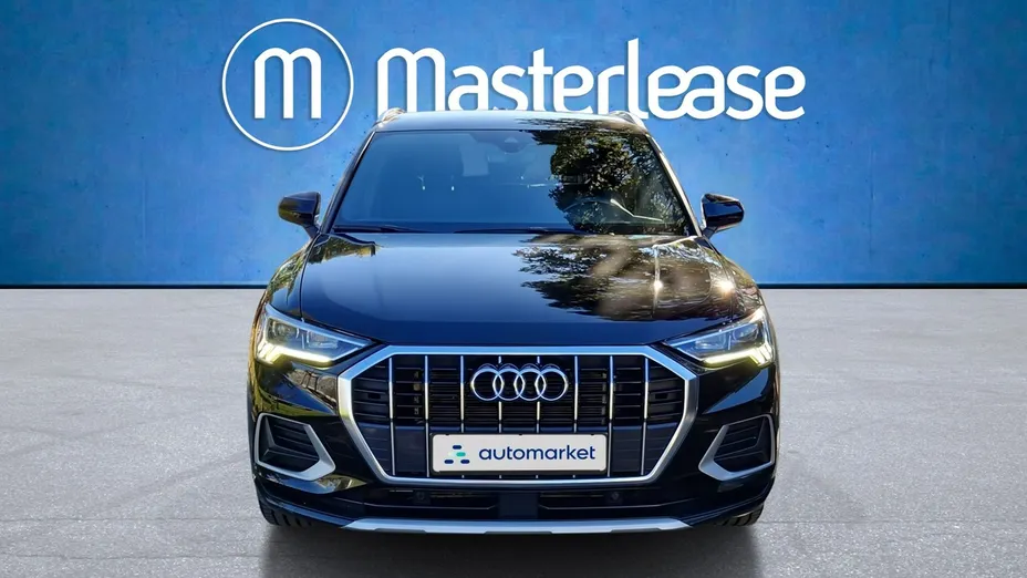 AUDI Q3 -