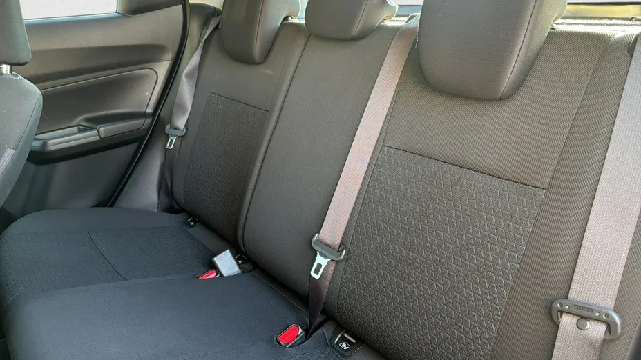 SUZUKI Swift -