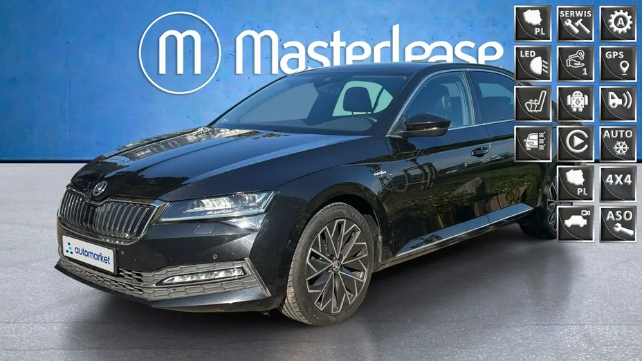 SKODA Superb -