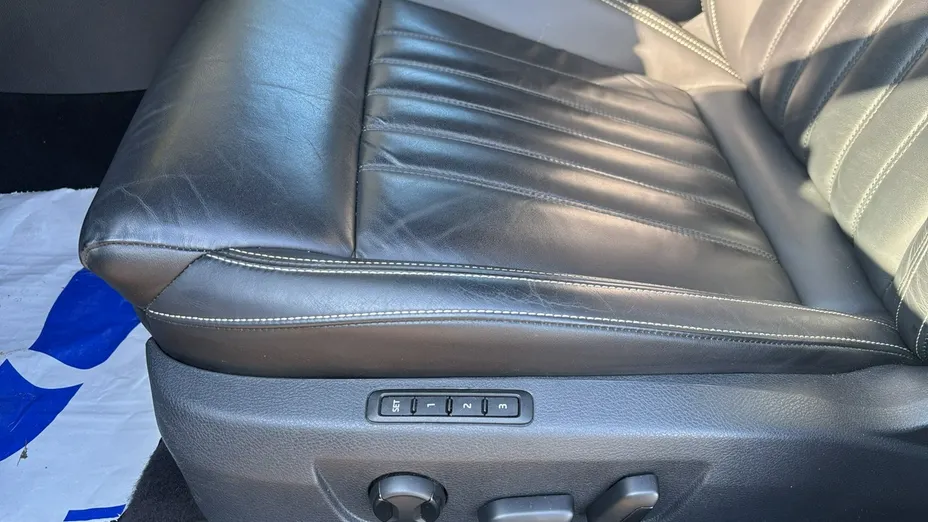 SKODA Superb -