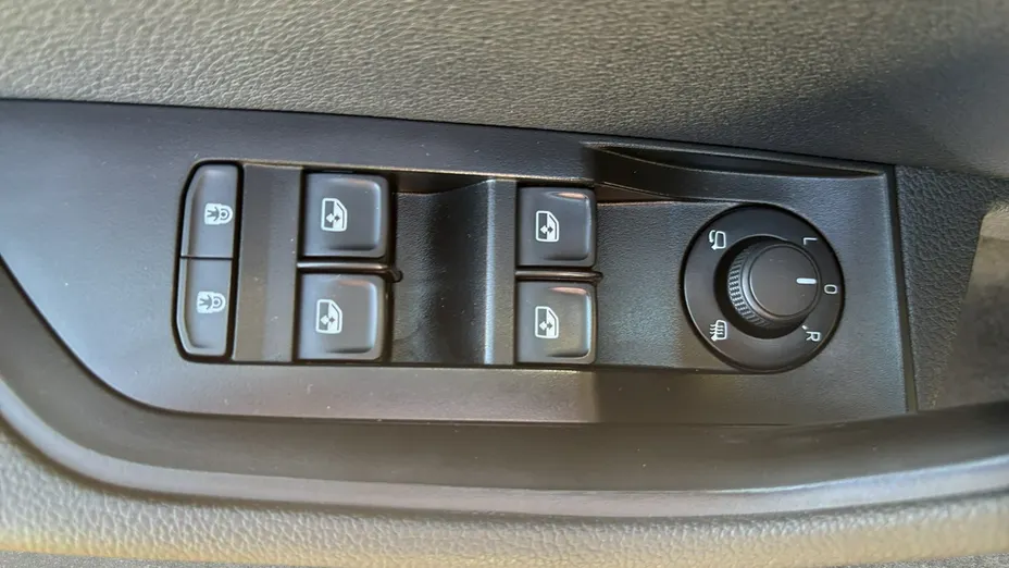 SKODA Superb -