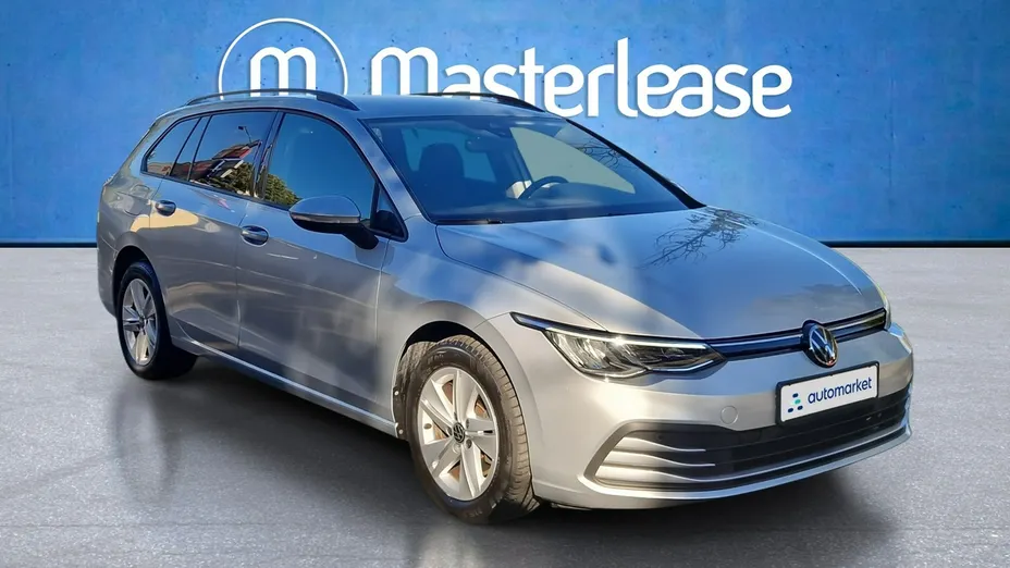 VOLKSWAGEN Golf -