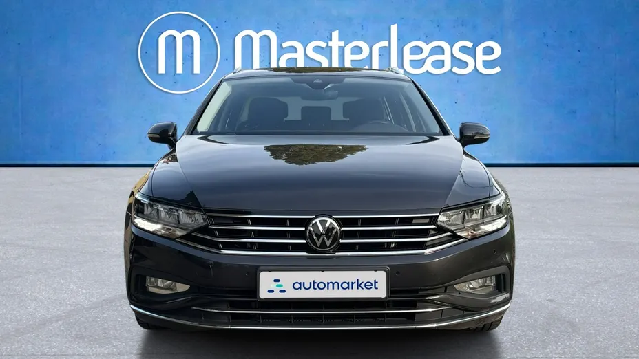 VOLKSWAGEN Passat -