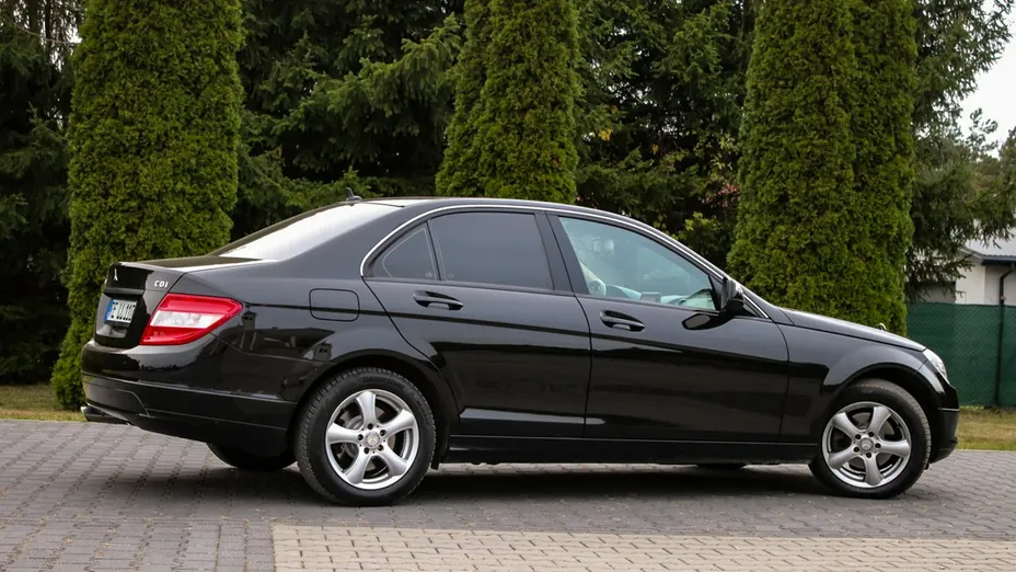 MERCEDES-BENZ C Klasa -