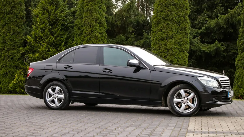 MERCEDES-BENZ C Klasa -