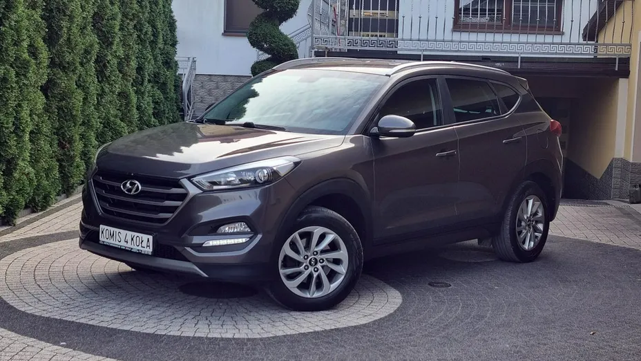 HYUNDAI Tucson -
