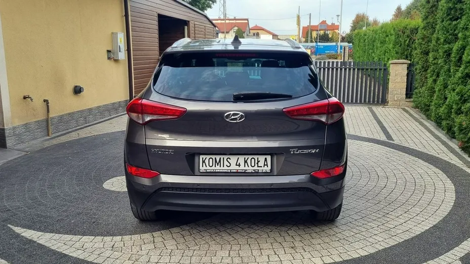 HYUNDAI Tucson -