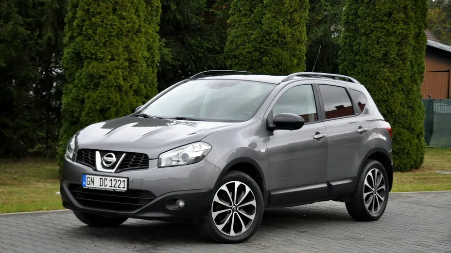 NISSAN Qashqai -