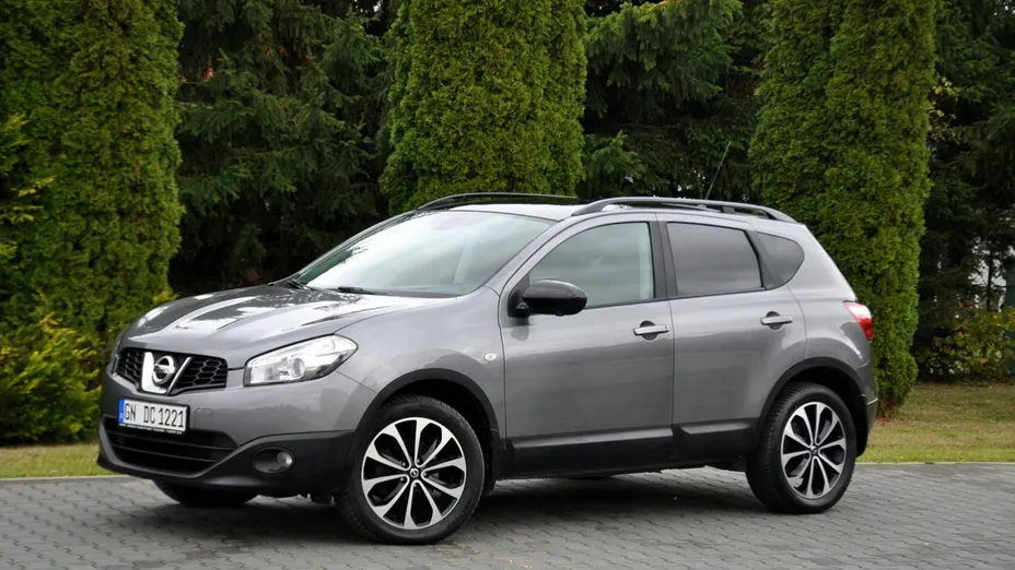 NISSAN Qashqai -