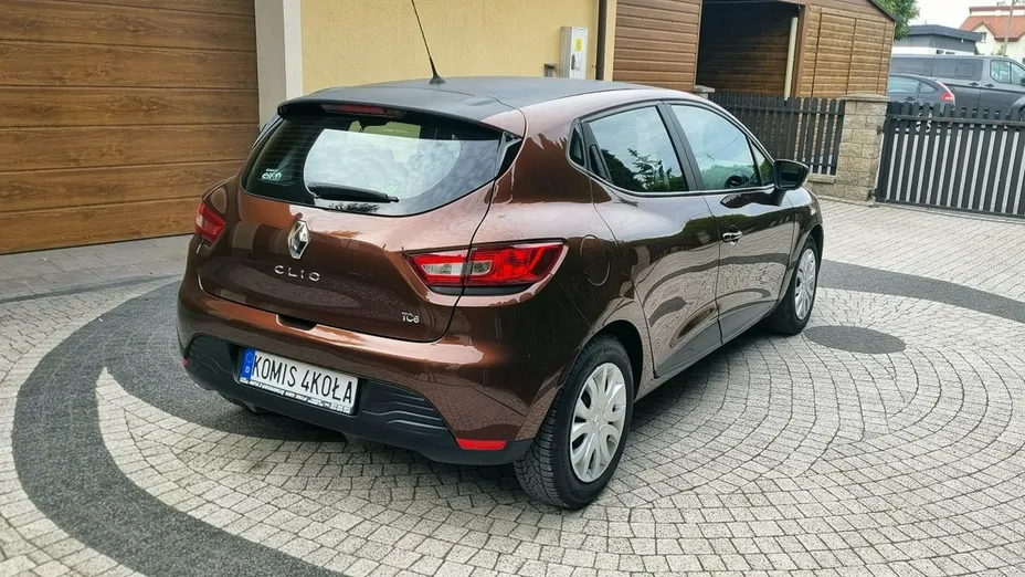 RENAULT Clio -