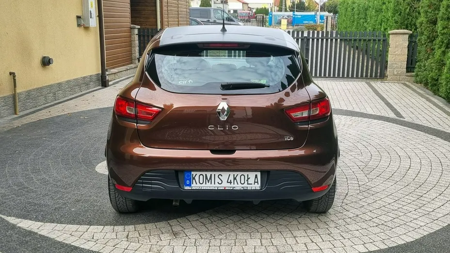 RENAULT Clio -