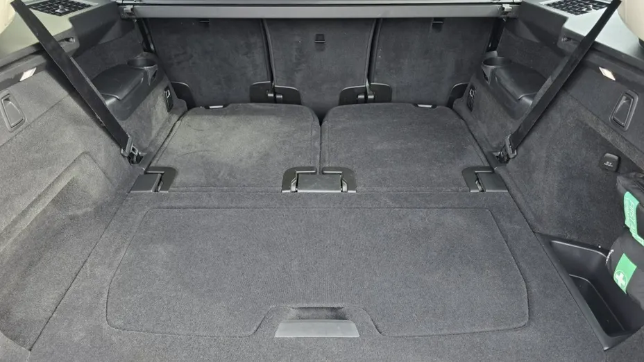 VOLVO XC90 -