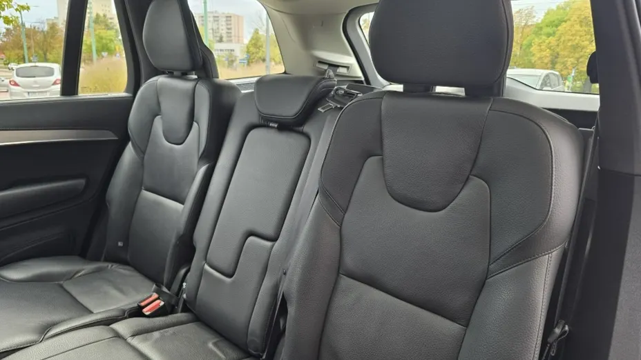 VOLVO XC90 -