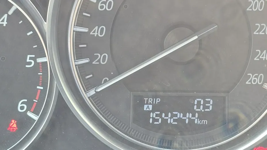 MAZDA 6 -