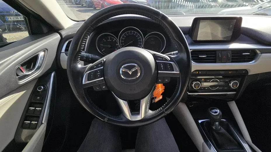 MAZDA 6 -