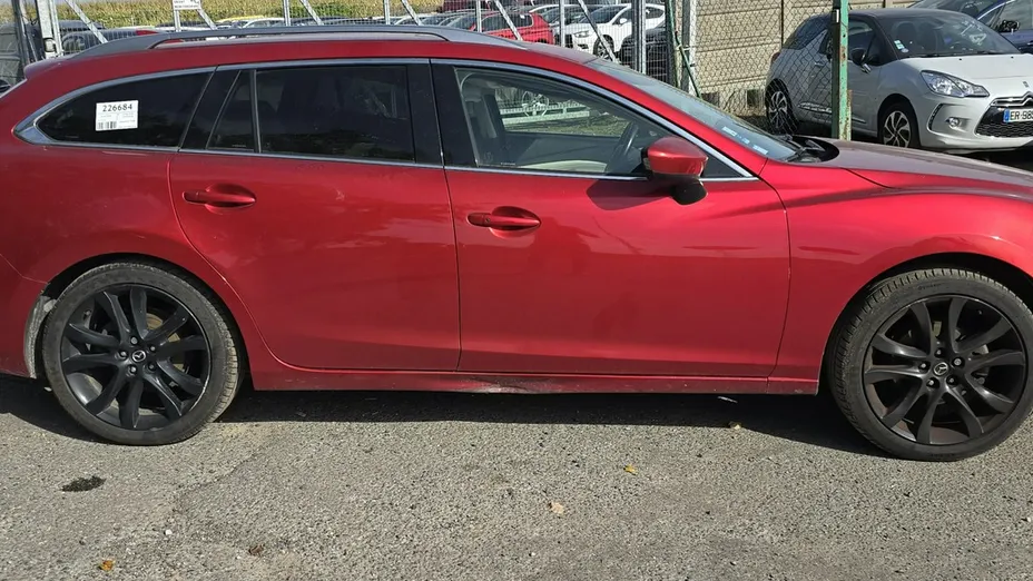 MAZDA 6 -