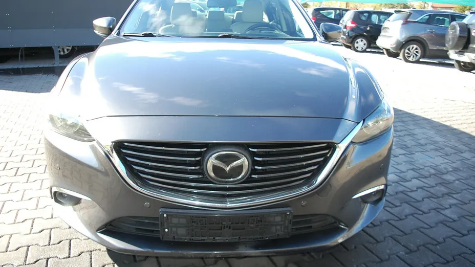 MAZDA 6 -