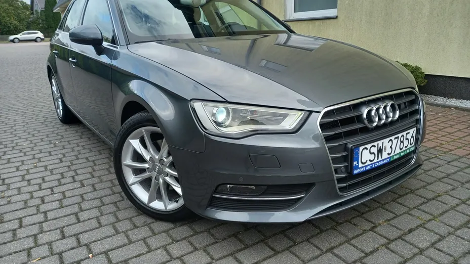 AUDI A3 Sportback -