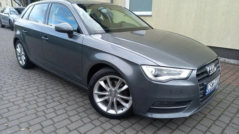 AUDI A3 Sportback -