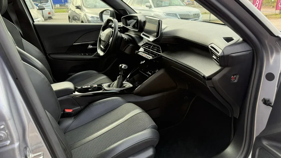 PEUGEOT 2008 -