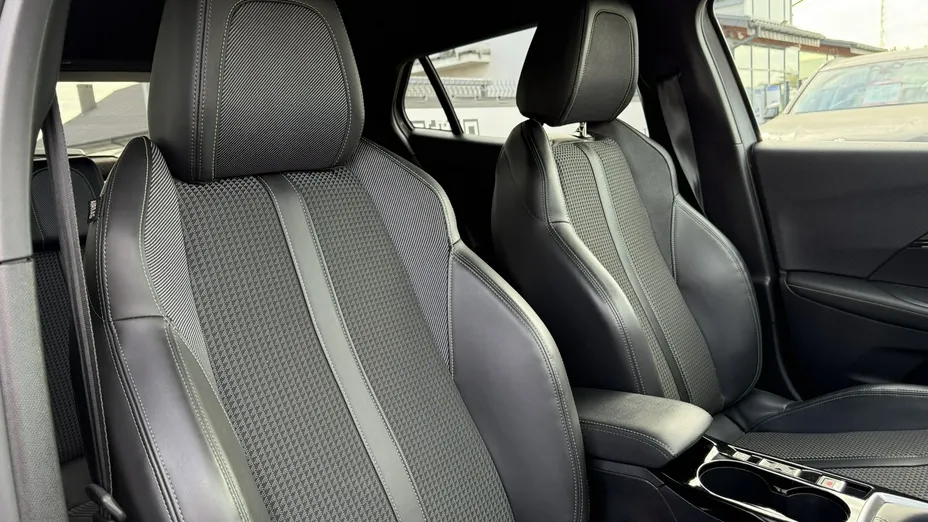 PEUGEOT 2008 -