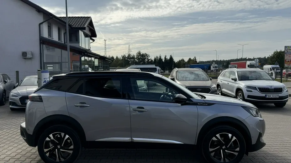 PEUGEOT 2008 -