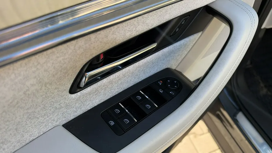 MAZDA CX-60 -
