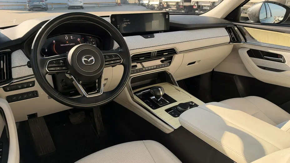 MAZDA CX-60 -