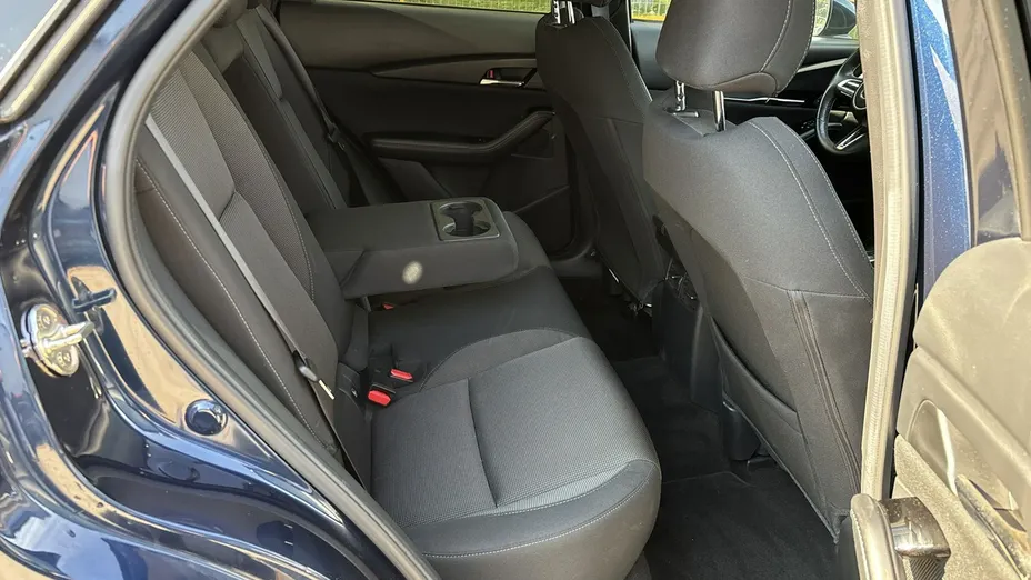 MAZDA CX-30 -