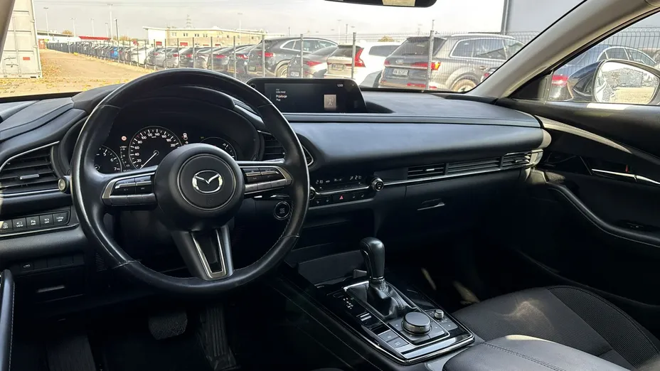 MAZDA CX-30 -