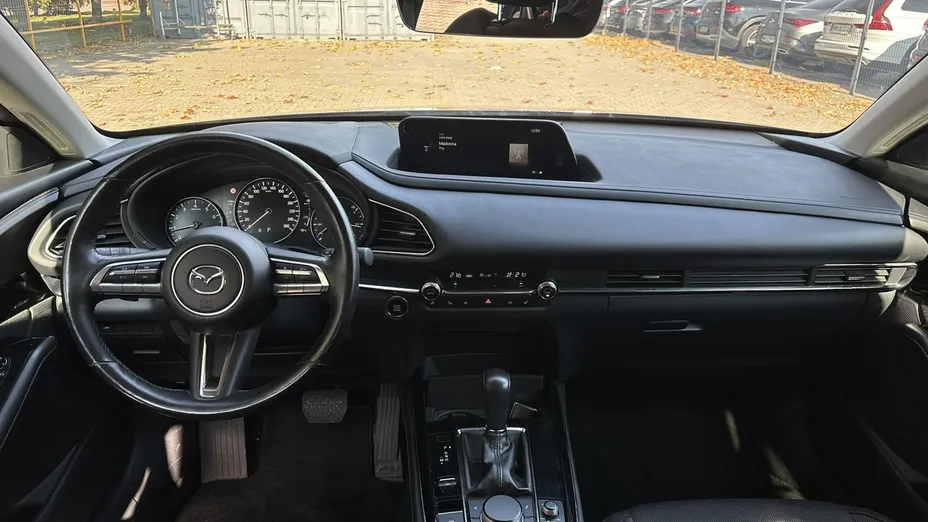 MAZDA CX-30 -