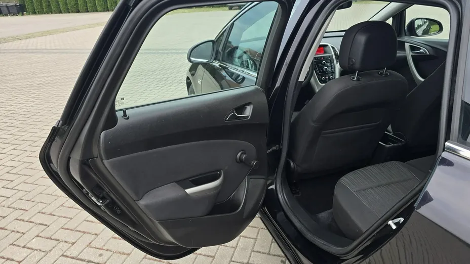 OPEL Astra -