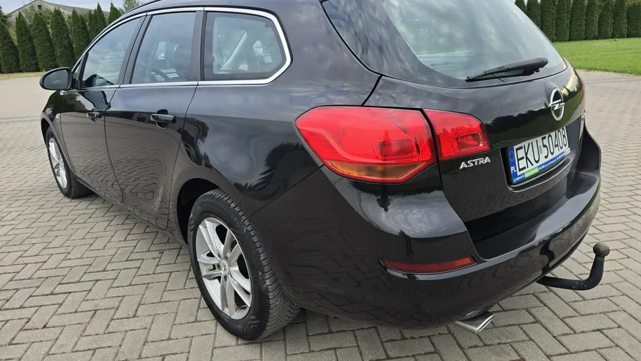 OPEL Astra -
