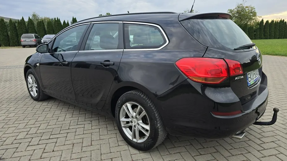 OPEL Astra -