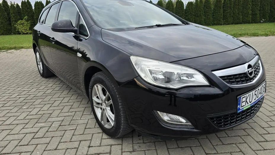 OPEL Astra -