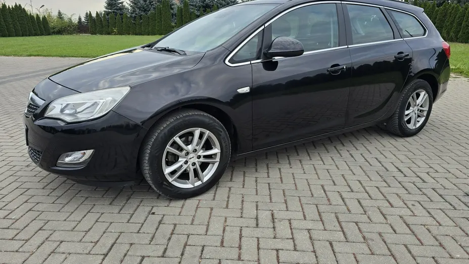 OPEL Astra -
