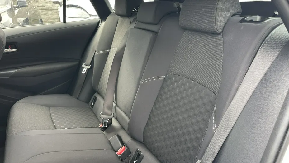 TOYOTA Corolla -