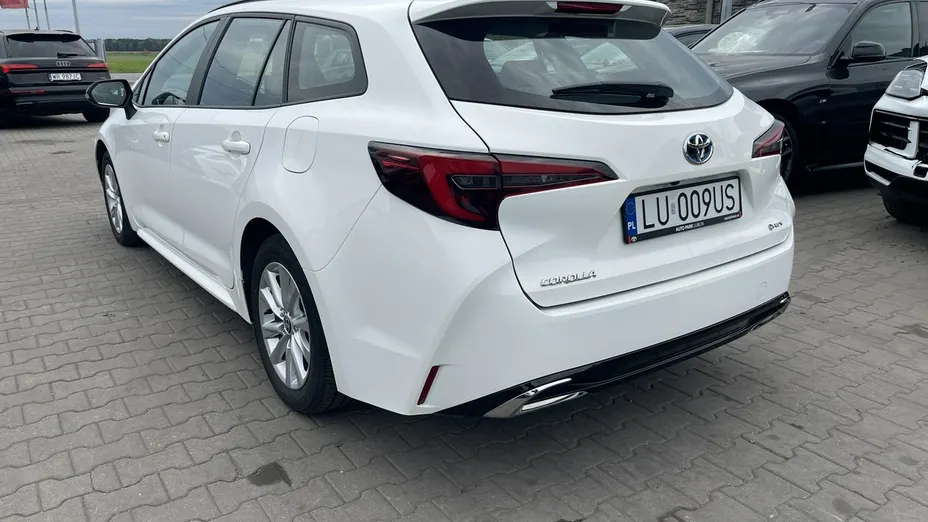 TOYOTA Corolla -