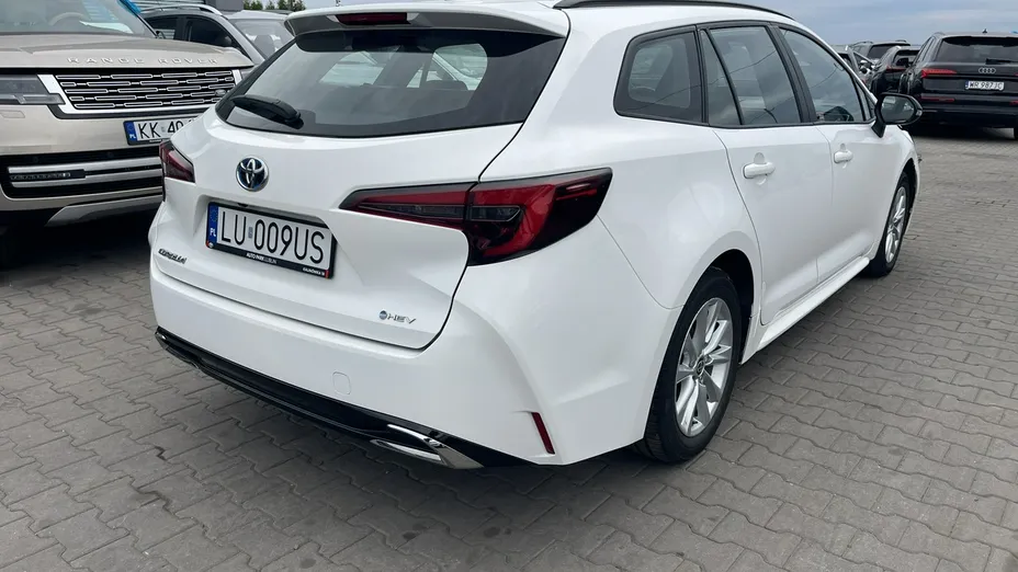 TOYOTA Corolla -
